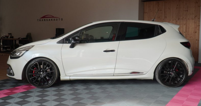 Renault Clio IV RS Trophy 1.6 220 EDC / ENTRETIEN 2017 - photo n°4 Renault Clio IV RS Trophy 1.6 220 EDC / ENTRETIEN  occasion à L'ISLE SUR LA SORGUE - photo n°4