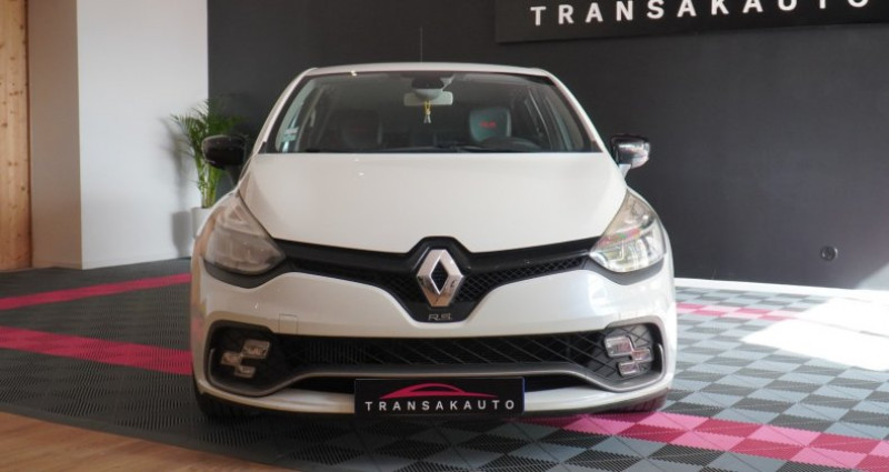 Renault Clio IV RS Trophy 1.6 220 EDC / ENTRETIEN 2017 - photo n°2 Renault Clio IV RS Trophy 1.6 220 EDC / ENTRETIEN  occasion à L'ISLE SUR LA SORGUE - photo n°2
