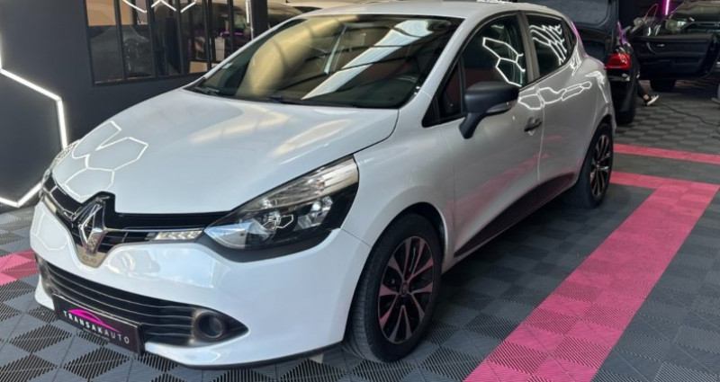 Renault Clio IV SOCIETE AIR 75 ch 1.5L DCI ~ Courroie OK ~ Climatisation  2014 - photo n°2 Renault Clio IV SOCIETE AIR 75 ch 1.5L DCI ~ Courroie OK ~ Climatisation   occasion à MANOSQUE - photo n°2