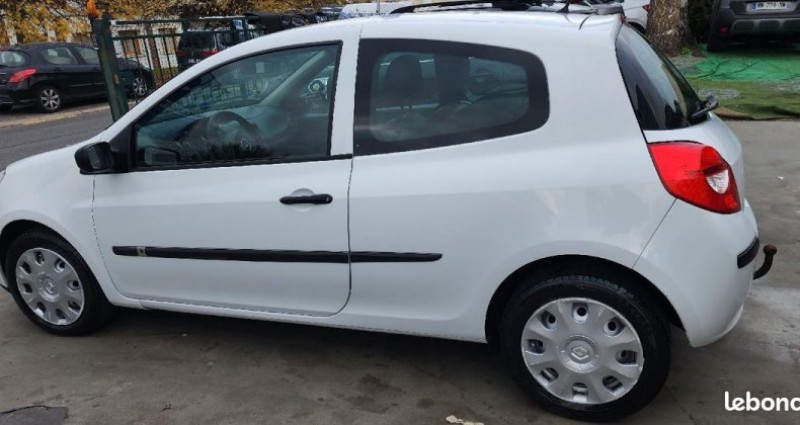 Renault Clio societe air 1.5dci 85 2008 2008 - photo n°6 Renault Clio societe air 1.5dci 85 2008  occasion à Saint-Soupplets - photo n°6