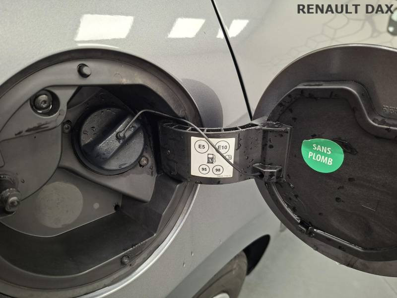 Renault Clio TCe 90 Equilibre 2023 - photo n°12 Renault Clio TCe 90 Equilibre  occasion à DAX - photo n°12