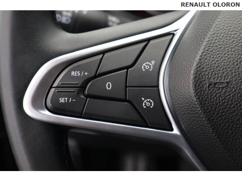 Renault Clio TCe 90 Equilibre 2023 - photo n°13 Renault Clio TCe 90 Equilibre  occasion à Oloron St Marie - photo n°13
