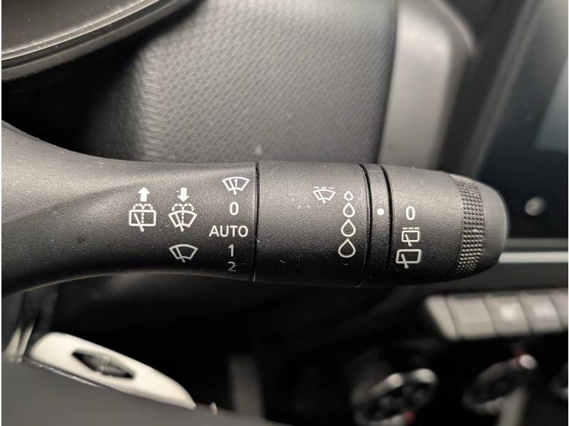 Renault Clio TCe 90 Equilibre 2023 - photo n°15 Renault Clio TCe 90 Equilibre  occasion à TARBES - photo n°15