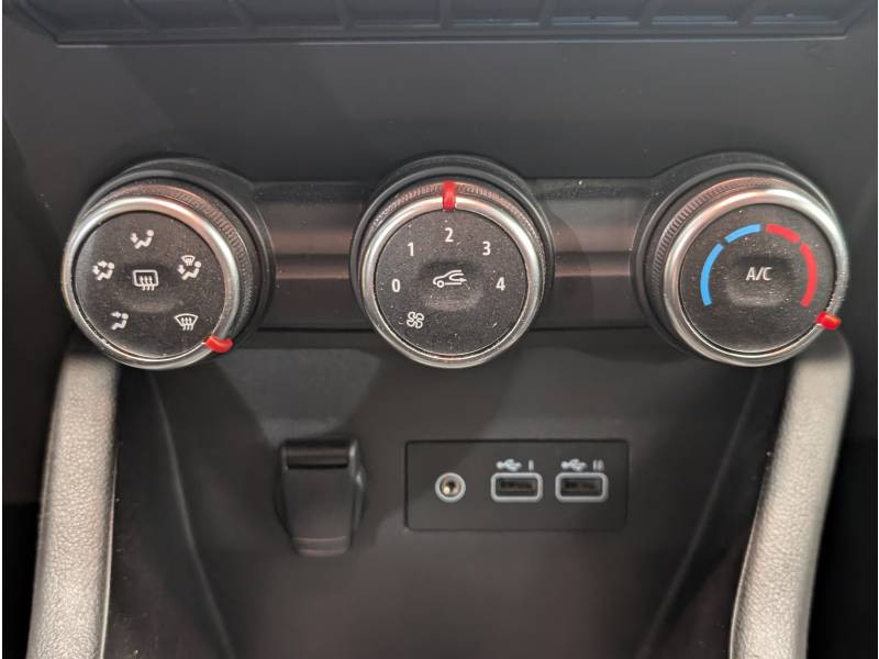 Renault Clio TCe 90 Equilibre 2023 - photo n°20 Renault Clio TCe 90 Equilibre  occasion à TARBES - photo n°20