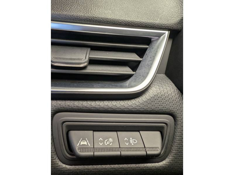 Renault Clio TCe 90 Equilibre 2023 - photo n°13 Renault Clio TCe 90 Equilibre  occasion à TARBES - photo n°13