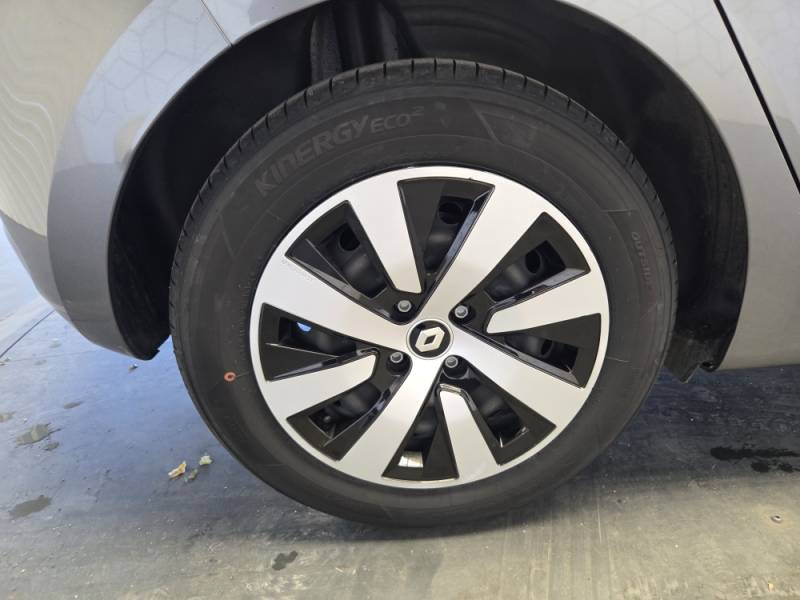 Renault Clio TCe 90 Equilibre 2023 - photo n°9 Renault Clio TCe 90 Equilibre  occasion à TARBES - photo n°9