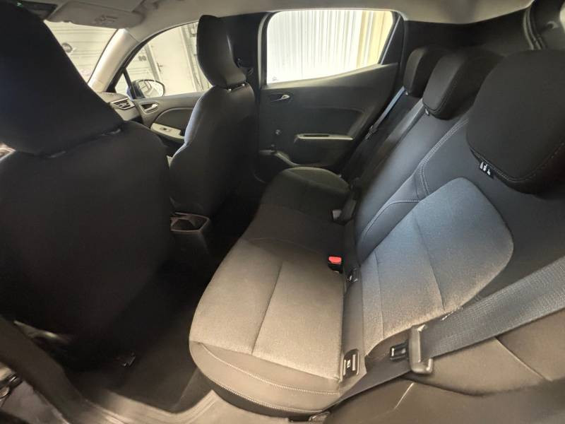 Renault Clio TCe 90 Equilibre 2023 - photo n°19 Renault Clio TCe 90 Equilibre  occasion à TARBES - photo n°19