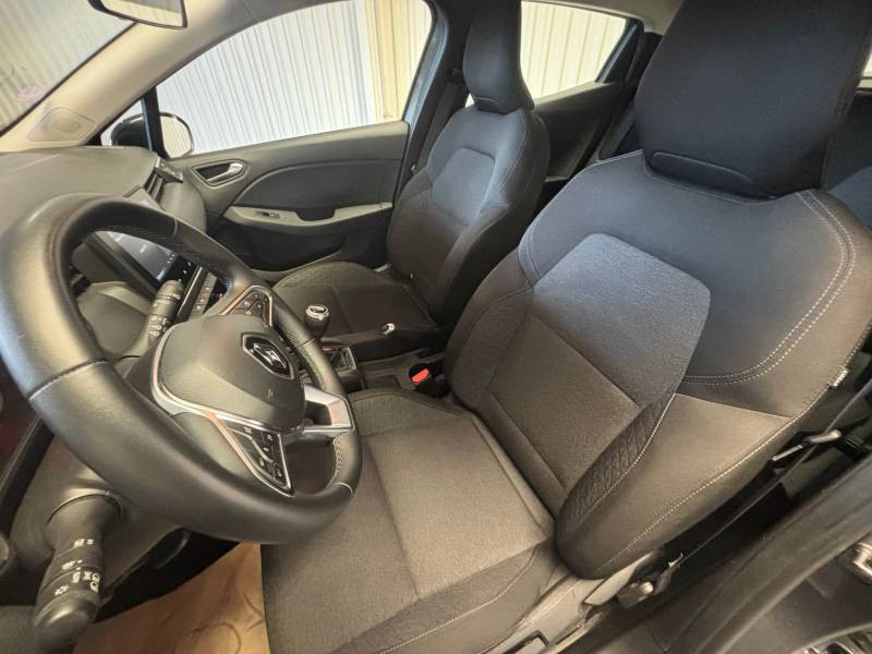 Renault Clio TCe 90 Equilibre 2023 - photo n°13 Renault Clio TCe 90 Equilibre  occasion à TARBES - photo n°13