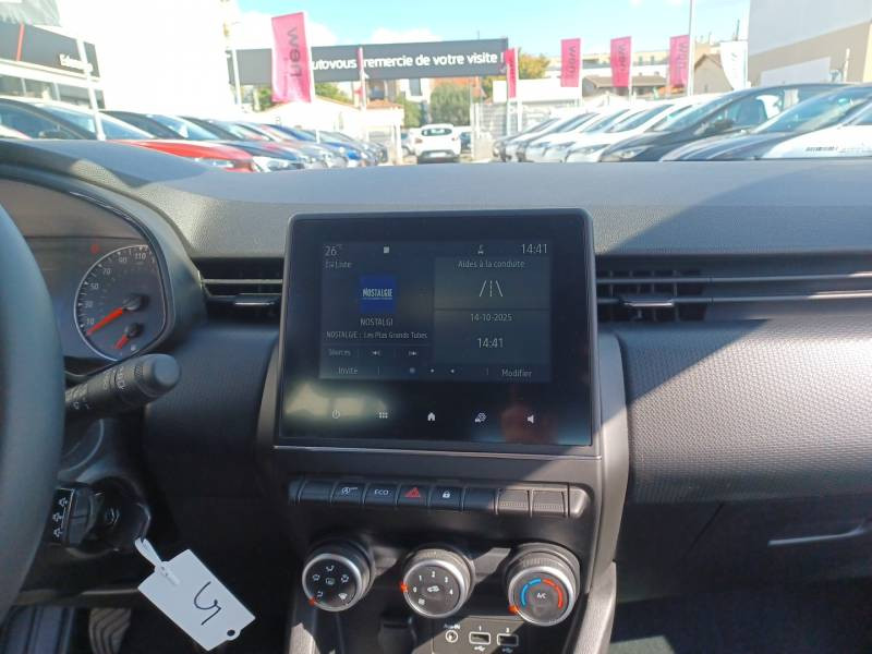 Renault Clio TCe 90 Equilibre 2022 - photo n°13 Renault Clio TCe 90 Equilibre  occasion à Castelnau-d'Estrétefonds - photo n°13