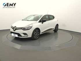 Renault Clio occasion 2017 mise en vente à Dinan par le garage CITROEN GEMY DINAN - photo n°1