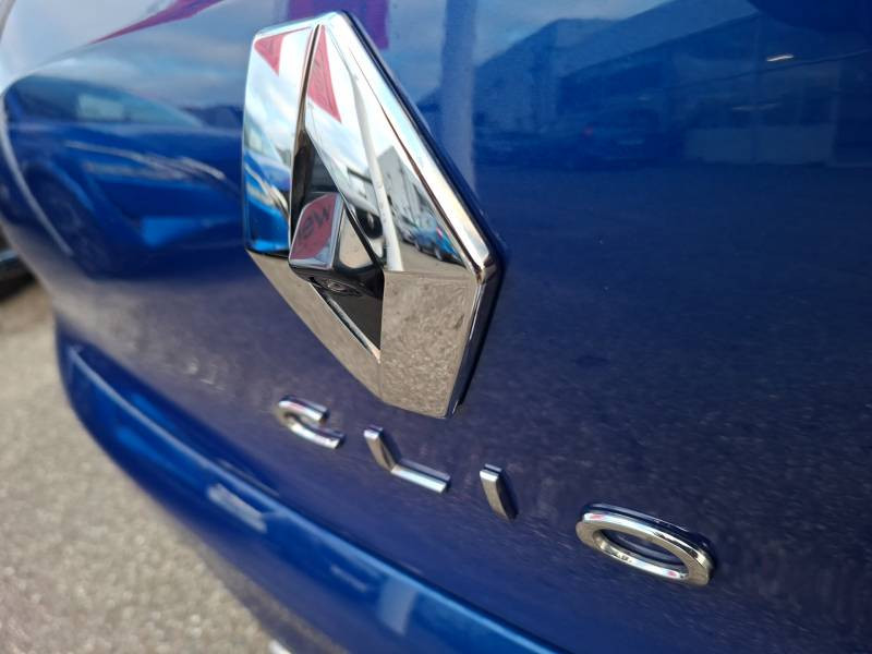 Renault Clio TCe 90 Techno 2023 - photo n°20 Renault Clio TCe 90 Techno  occasion à Agen - photo n°20