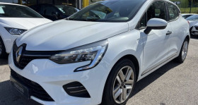 Renault Clio occasion 2021 mise en vente à Lanester par le garage CALVEZ AUTO - photo n°1