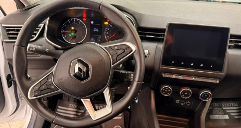 Renault Clio V 1.0 TCE 100cv 29000kms 1ere main 2020 - photo n°4 Renault Clio V 1.0 TCE 100cv 29000kms 1ere main  occasion à La Buisse - photo n°4