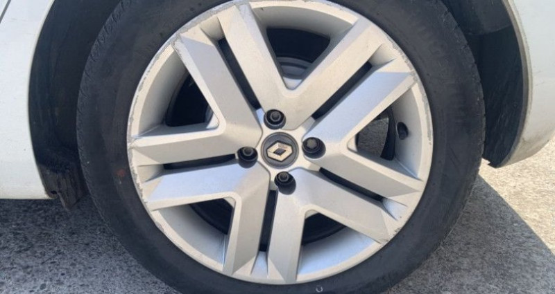 Renault Clio V 1.6 E-TECH 140CH BUSINESS -21 2021 - photo n°6 Renault Clio V 1.6 E-TECH 140CH BUSINESS -21  occasion à FUVEAU - photo n°6