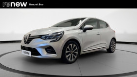 Renault Clio occasion 2021 mise en vente à VERSAILLES par le garage RENAULT VERSAILLES - photo n°1