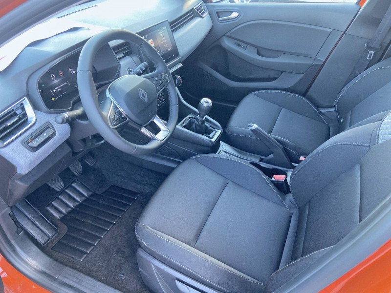 Renault Clio V DCi 100 BV6 EVOLUTION Pack Look JA 16 Caméra Pack Accès 2025 - photo n°12 Renault Clio V DCi 100 BV6 EVOLUTION Pack Look JA 16 Caméra Pack Accès  occasion à Lescure-d'Albigeois - photo n°12