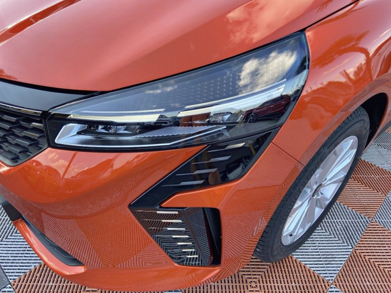 Renault Clio V DCi 100 BV6 EVOLUTION Pack Look JA 16 Caméra Pack Accès 2025 - photo n°10 Renault Clio V DCi 100 BV6 EVOLUTION Pack Look JA 16 Caméra Pack Accès  occasion à Lescure-d'Albigeois - photo n°10