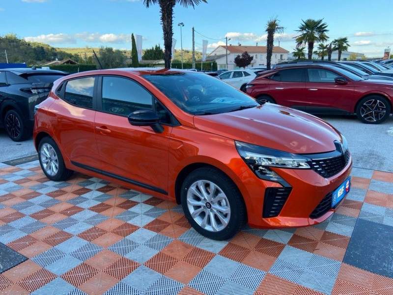 Renault Clio V DCi 100 BV6 EVOLUTION Pack Look JA 16 Caméra Pack Accès 2025 - photo n°3 Renault Clio V DCi 100 BV6 EVOLUTION Pack Look JA 16 Caméra Pack Accès  occasion à Lescure-d'Albigeois - photo n°3