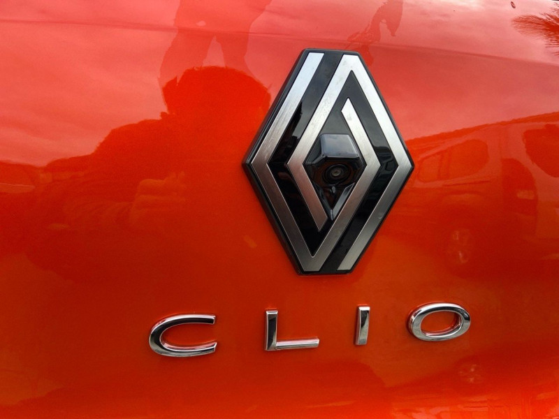 Renault Clio V DCi 100 BV6 EVOLUTION Pack Look JA 16 Caméra 2025 - photo n°17 Renault Clio V DCi 100 BV6 EVOLUTION Pack Look JA 16 Caméra  occasion à Lescure-d'Albigeois - photo n°17