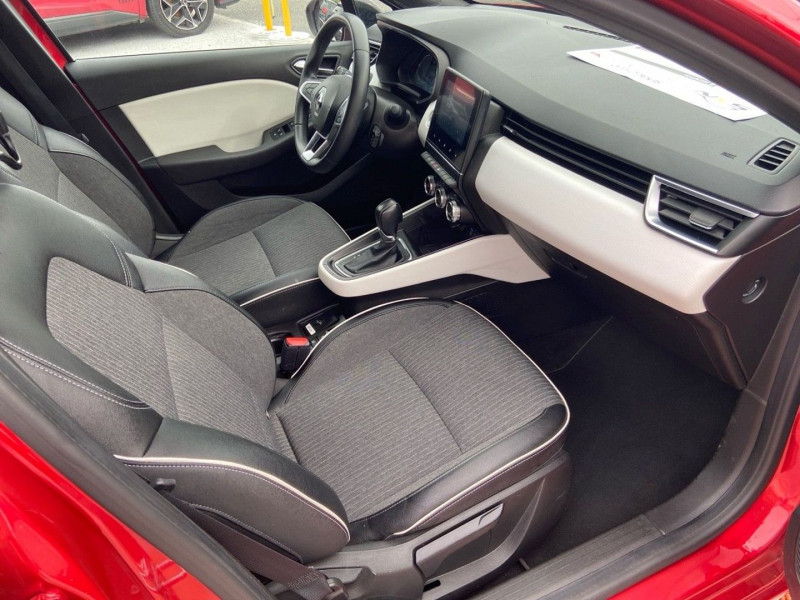 Renault Clio V E-TECH 145 TECHNO GPS Caméra 1°Main 2022 - photo n°17 Renault Clio V E-TECH 145 TECHNO GPS Caméra 1°Main  occasion à Montauban - photo n°17