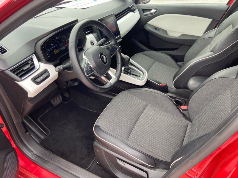 Renault Clio V E-TECH 145 TECHNO GPS Caméra 1°Main 2022 - photo n°12 Renault Clio V E-TECH 145 TECHNO GPS Caméra 1°Main  occasion à Montauban - photo n°12