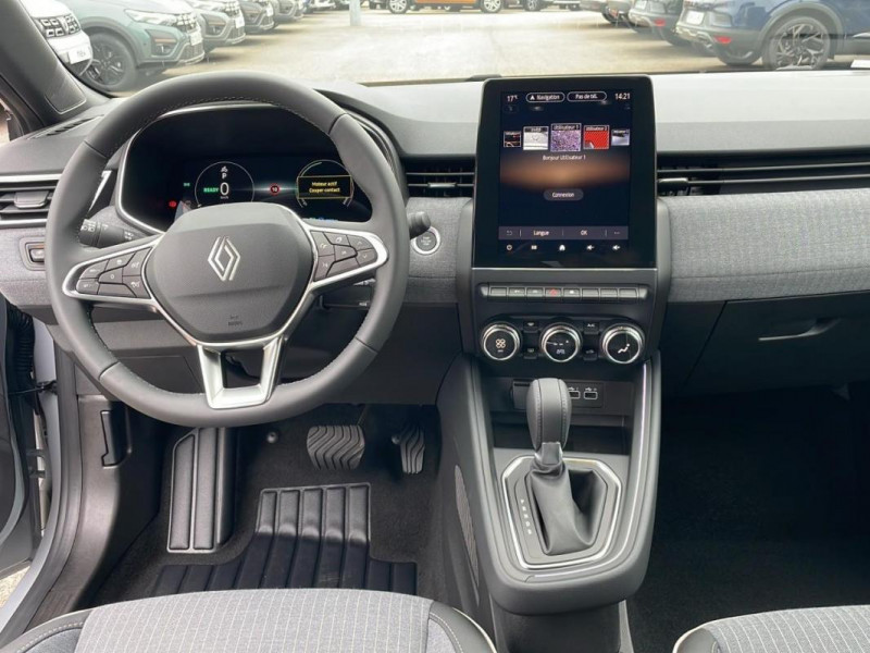 Renault Clio V E-Tech full hybrid 145 ch GSR2 Techno 2025 - photo n°10 Renault Clio V E-Tech full hybrid 145 ch GSR2 Techno  occasion à LANGRES - photo n°10