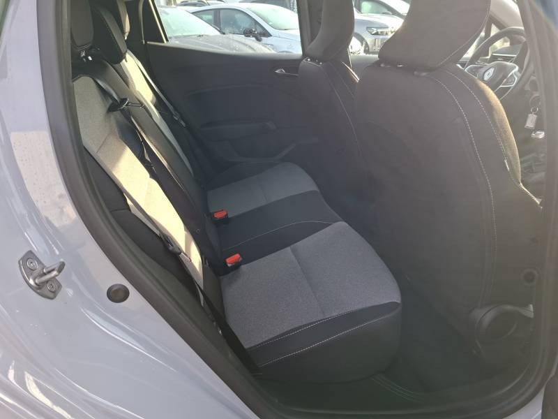 Renault Clio V NOUVELLE TCE 90 EVOLUTION 2024 - photo n°14 Renault Clio V NOUVELLE TCE 90 EVOLUTION  occasion à Agen - photo n°14