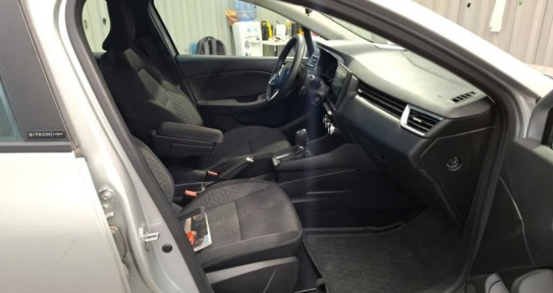 Renault Clio V SOCIETE 1.6 E-TECH 140 BUSINESS 2PL 2021 - photo n°4 Renault Clio V SOCIETE 1.6 E-TECH 140 BUSINESS 2PL  occasion à MIONS - photo n°4