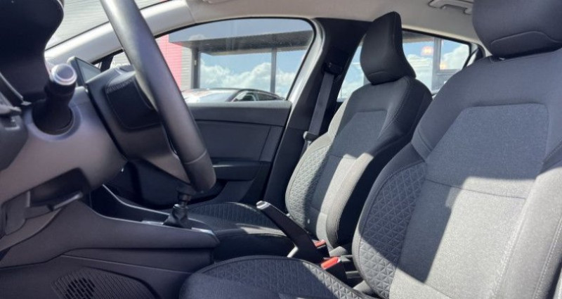 Renault Clio V STE 1.5 BLUE DCI 85 CH 1ERE MAIN CAMERA GPS 2020 - photo n°6 Renault Clio V STE 1.5 BLUE DCI 85 CH 1ERE MAIN CAMERA GPS  occasion à LESTREM - photo n°6