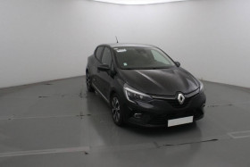Renault Clio occasion 2023 mise en vente à VALENCIENNES par le garage RENAULT VALENCIENNES - photo n°1