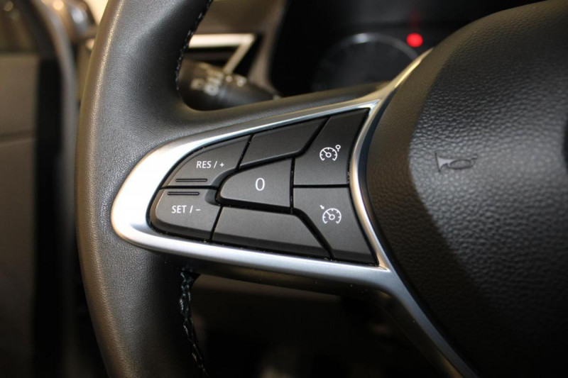 Renault Clio V TCe 90 Equilibre  occasion  Avermes - photo n10