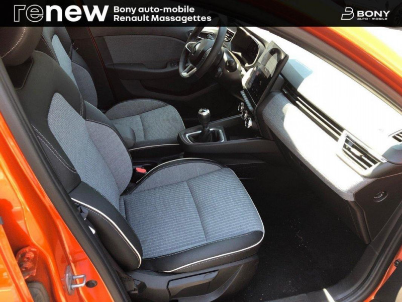 Renault Clio V TCe 90 Techno  occasion  Rochefort-Montagne - photo n8