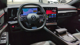 Renault Espace V E-tech full hybrid 200 bva 7pl gsr2 techno + pack city premi  occasion � Ganges - photo n�10