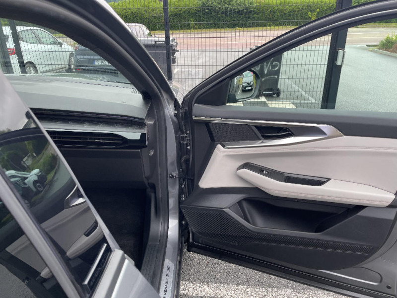 Renault Espace V Espace E-Tech hybrid 200 Iconic 2023 - photo n°20 Renault Espace V Espace E-Tech hybrid 200 Iconic  occasion à Pont-Audemer - photo n°20
