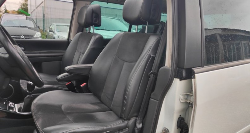 Renault Grand Espace /Grand IV 2.0 dCi 175ch Edition 25th 2014 - photo n°7 Renault Grand Espace /Grand IV 2.0 dCi 175ch Edition 25th  occasion à Uckange - photo n°7