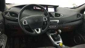 Renault Grand Scenic 1.5 DCI 110CH FAP DYNAMIQUE 7 PLACES  occasion  Toulouse - photo n5
