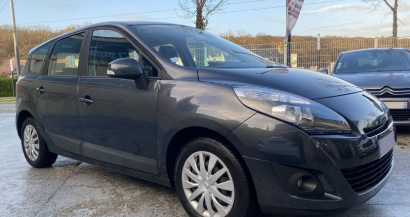 Renault Grand Scenic 1.5DCi 110Ch 7 places