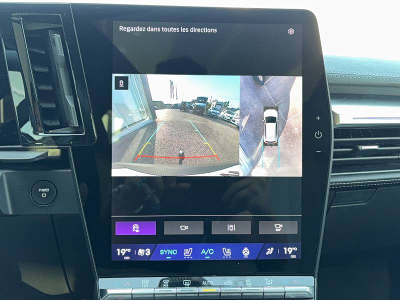 Renault Grand Scenic E-Tech electrique 220 ch grande autonomie Techno Iconic 2024 - photo n°20 Renault Grand Scenic E-Tech electrique 220 ch grande autonomie Techno Iconic  occasion à Sainte-Bazeille - photo n°20