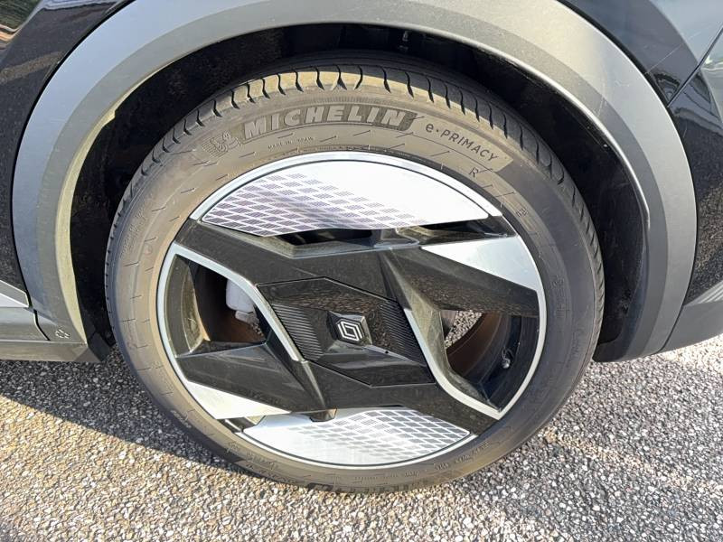 Renault Grand Scenic E-Tech electrique 220 ch grande autonomie Techno Iconic 2024 - photo n°8 Renault Grand Scenic E-Tech electrique 220 ch grande autonomie Techno Iconic  occasion à Sainte-Bazeille - photo n°8