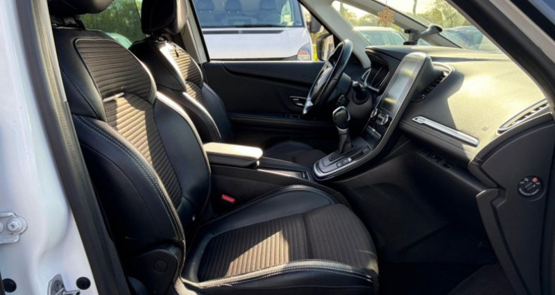 Renault Grand Scenic Grand 4 IV 1.5 dCi - 110 - BVA EDC Intens GTIE 12M 2017 - photo n°7 Renault Grand Scenic Grand 4 IV 1.5 dCi - 110 - BVA EDC Intens GTIE 12M  occasion à Crottet - photo n°7
