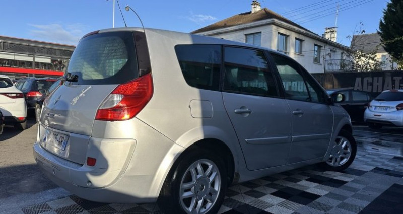 Renault Grand Scenic II 1.9 DCI 130CH EXPRESSION 7 PLACES 2008 - photo n°7 Renault Grand Scenic II 1.9 DCI 130CH EXPRESSION 7 PLACES  occasion à Morsang Sur Orge - photo n°7