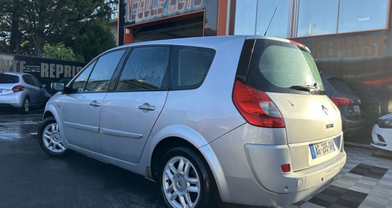 Renault Grand Scenic II 1.9 DCI 130CH EXPRESSION 7 PLACES 2008 - photo n°2 Renault Grand Scenic II 1.9 DCI 130CH EXPRESSION 7 PLACES  occasion à Morsang Sur Orge - photo n°2