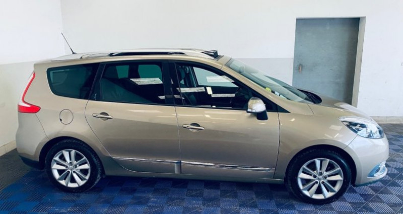 Renault Grand Scenic III 1.5 dCi 110 ch eco2 Initiale EDC 7 pl 2014 - photo n°5 Renault Grand Scenic III 1.5 dCi 110 ch eco2 Initiale EDC 7 pl  occasion à Sannerville - photo n°5