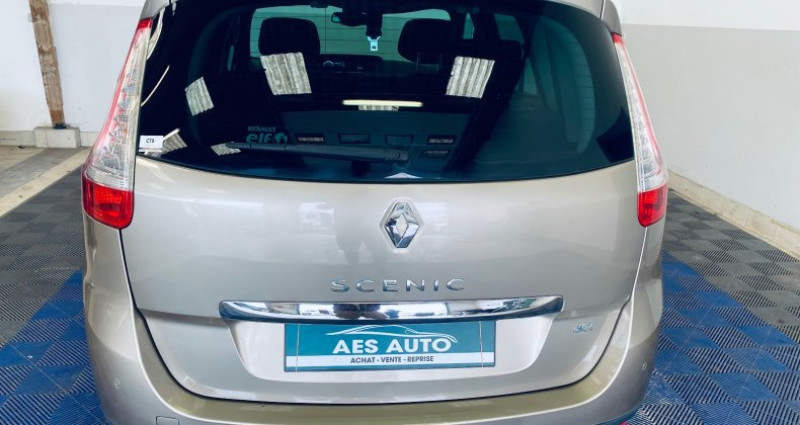 Renault Grand Scenic III 1.5 dCi 110 ch eco2 Initiale EDC 7 pl 2014 - photo n°4 Renault Grand Scenic III 1.5 dCi 110 ch eco2 Initiale EDC 7 pl  occasion à Sannerville - photo n°4