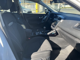 Renault Kadjar 1.6 dCi 130ch energy Business X-Tronic  occasion � Castelmaurou - photo n�4