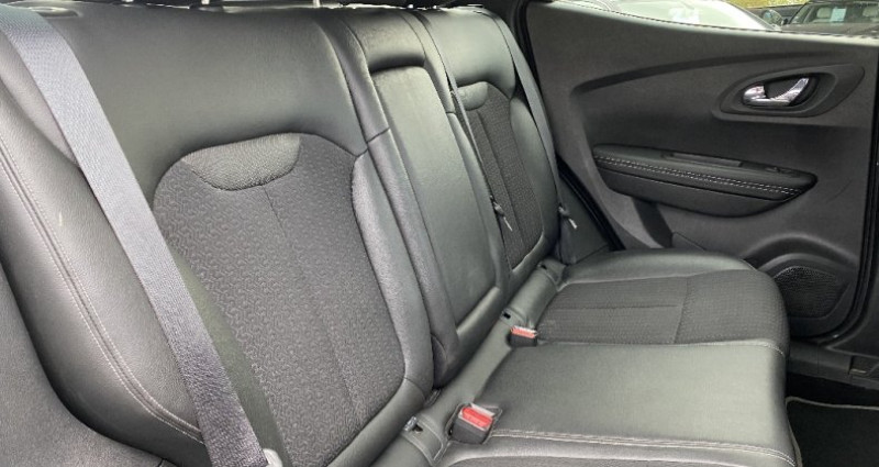 Renault Kadjar TCe 130 Energy Intens 2017 - photo n°4 Renault Kadjar TCe 130 Energy Intens  occasion à COURNON - photo n°4