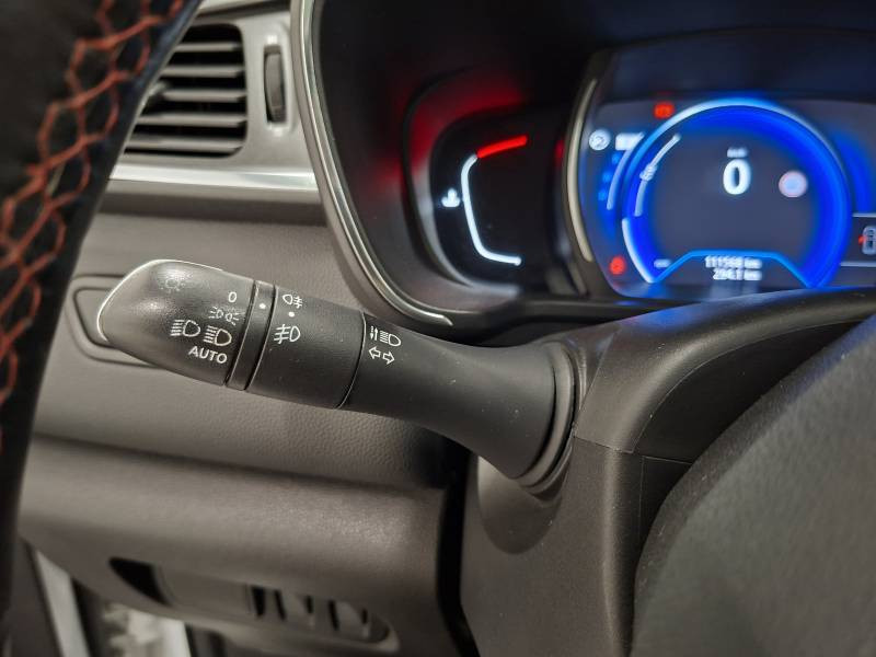Renault Kadjar TCe 130 Energy SL Black Edition EDC 2017 - photo n°10 Renault Kadjar TCe 130 Energy SL Black Edition EDC  occasion à Muret - photo n°10