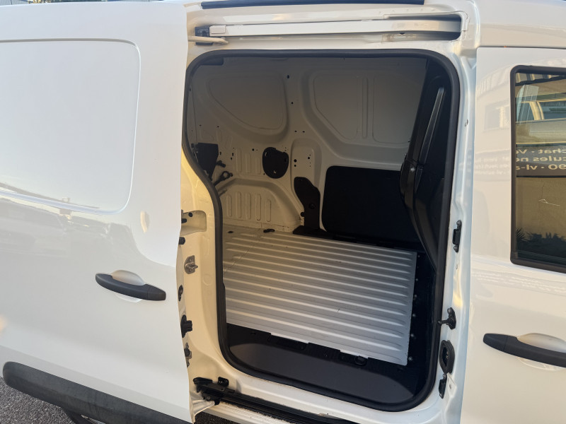Renault Kangoo 1.3 TCE 100 CH CONFORT EXPRESS VAN 22 2023 - photo n°6 Renault Kangoo 1.3 TCE 100 CH CONFORT EXPRESS VAN 22  occasion à Colomiers - photo n°6