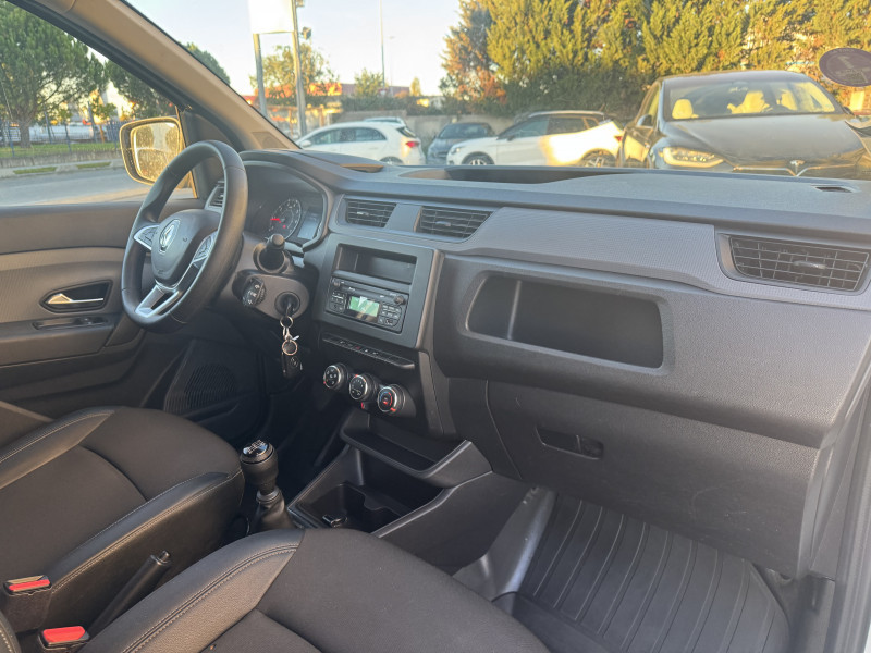 Renault Kangoo 1.3 TCE 100 CH CONFORT EXPRESS VAN 22 2023 - photo n°8 Renault Kangoo 1.3 TCE 100 CH CONFORT EXPRESS VAN 22  occasion à Colomiers - photo n°8