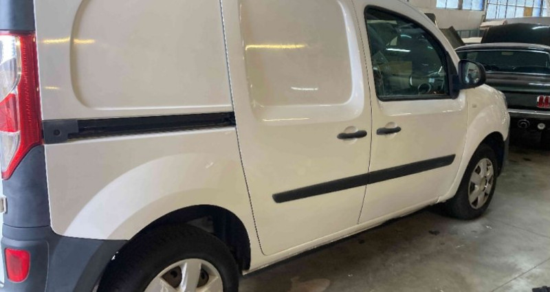 Renault Kangoo 1.5 DCI 75 ENERGY E6 GRAND CONFORT 2016 - photo n°2 Renault Kangoo 1.5 DCI 75 ENERGY E6 GRAND CONFORT  occasion à SAUVAGNAT SAINTE MARTHE - photo n°2
